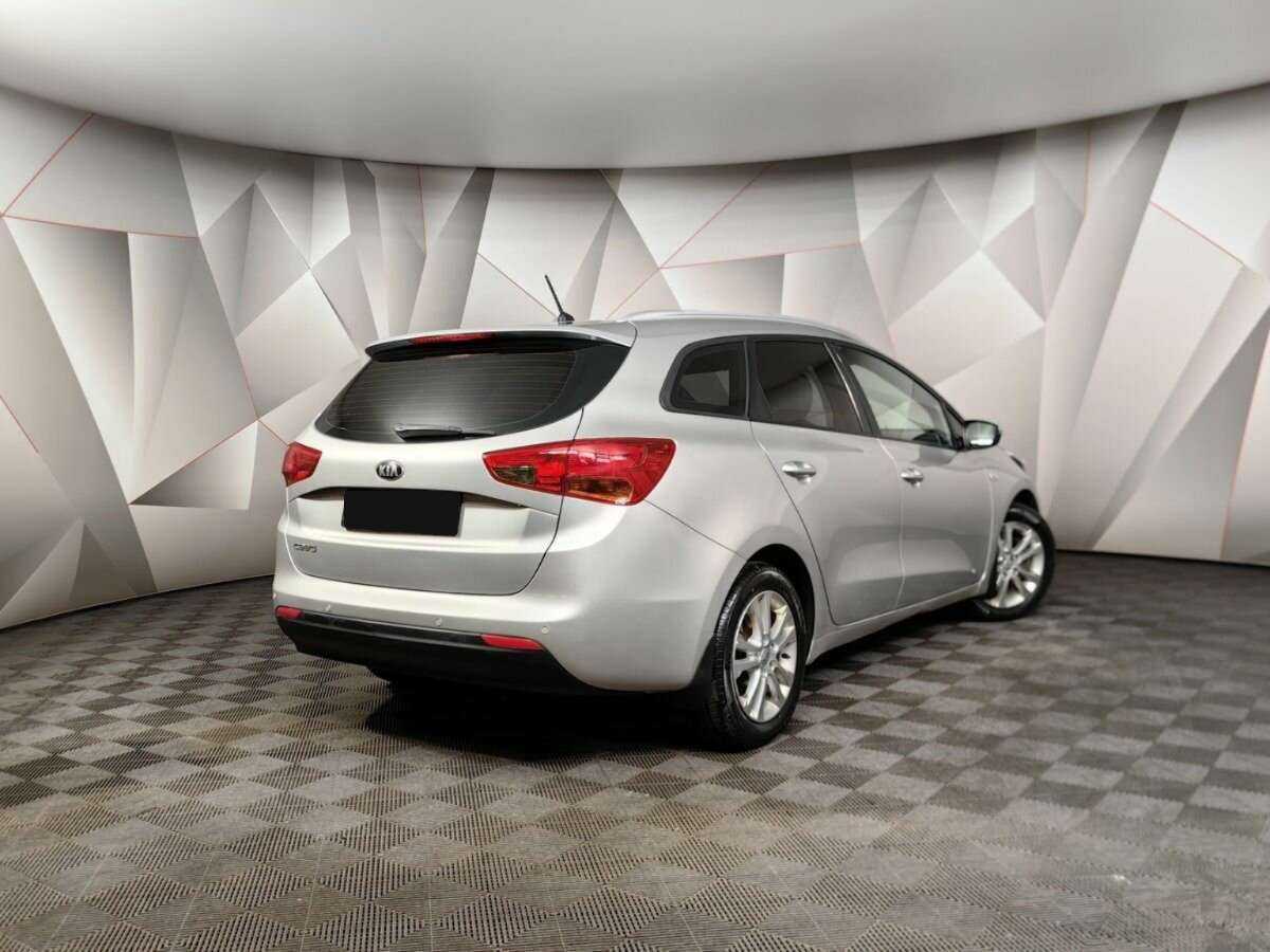 Kia Ceed с пробегом — 2015 год. Фото: #1