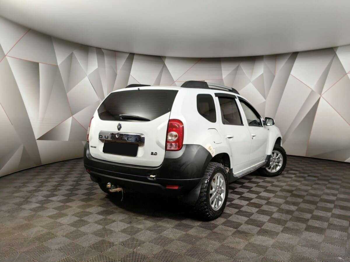 Renault Duster с пробегом — 2012 год. Фото: #1
