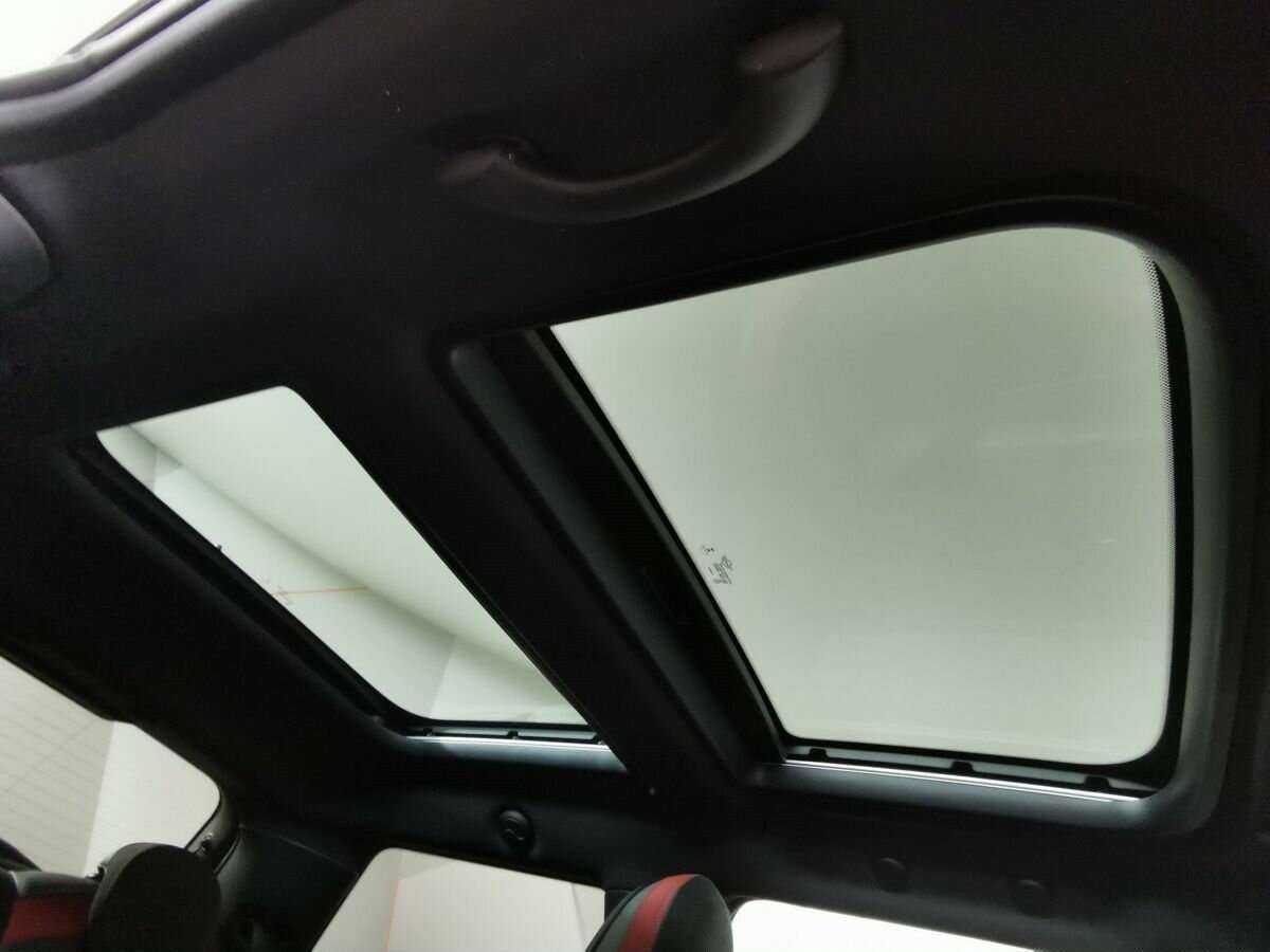 Mini Hatch с пробегом — 2018 год. Фото: #18