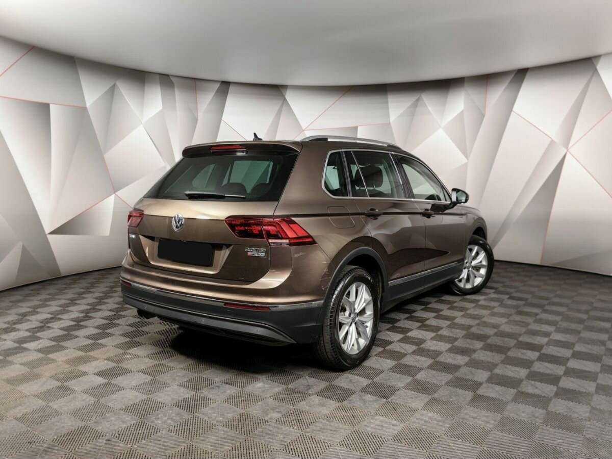 Volkswagen Tiguan с пробегом — 2017 год. Фото: #1