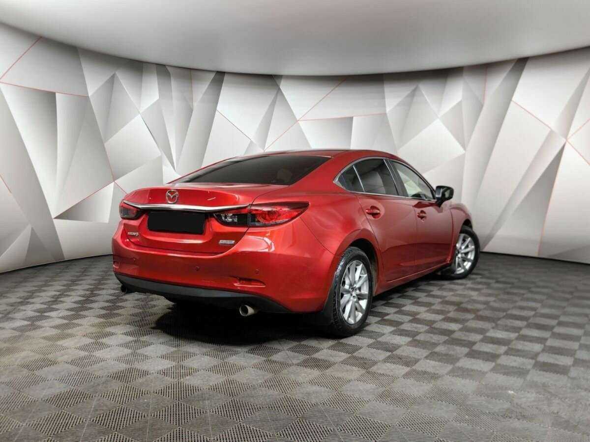 Mazda 6 с пробегом — 2018 год. Фото: #1