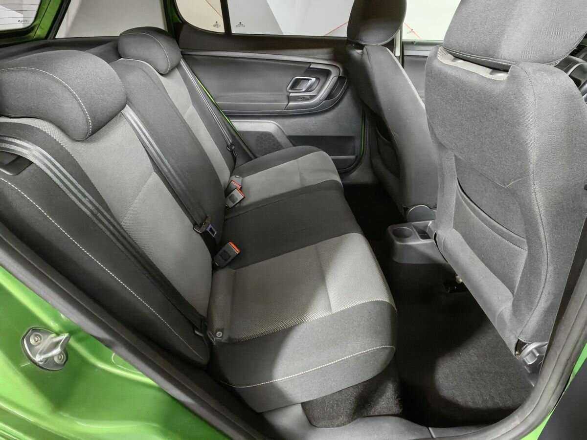 Skoda Fabia с пробегом — 2011 год. Фото: #11