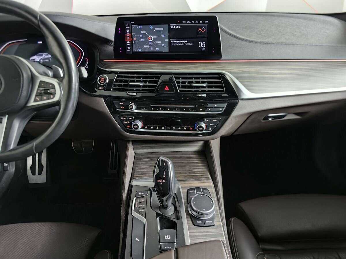 BMW 5 серии с пробегом — 2019 год. Фото: #10