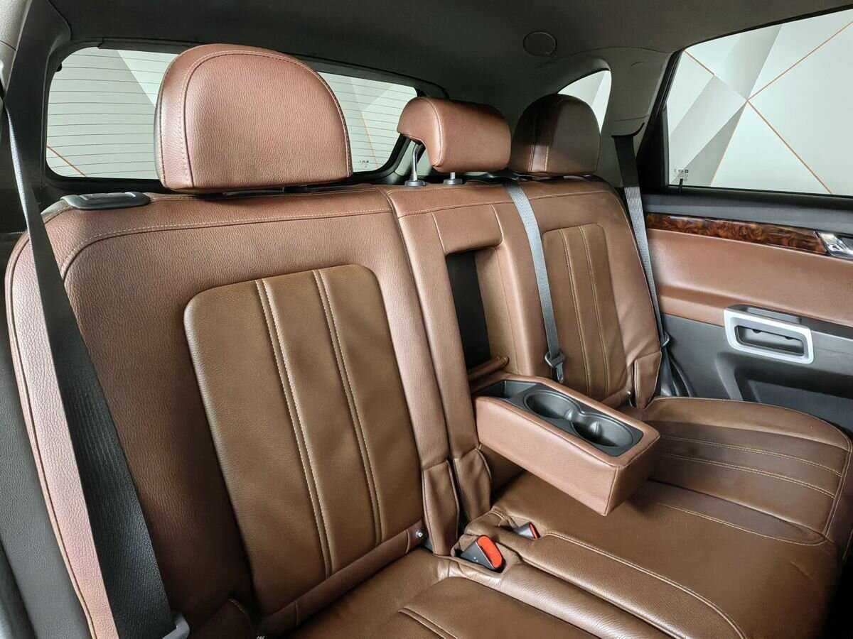 Opel Antara с пробегом — 2015 год. Фото: #12