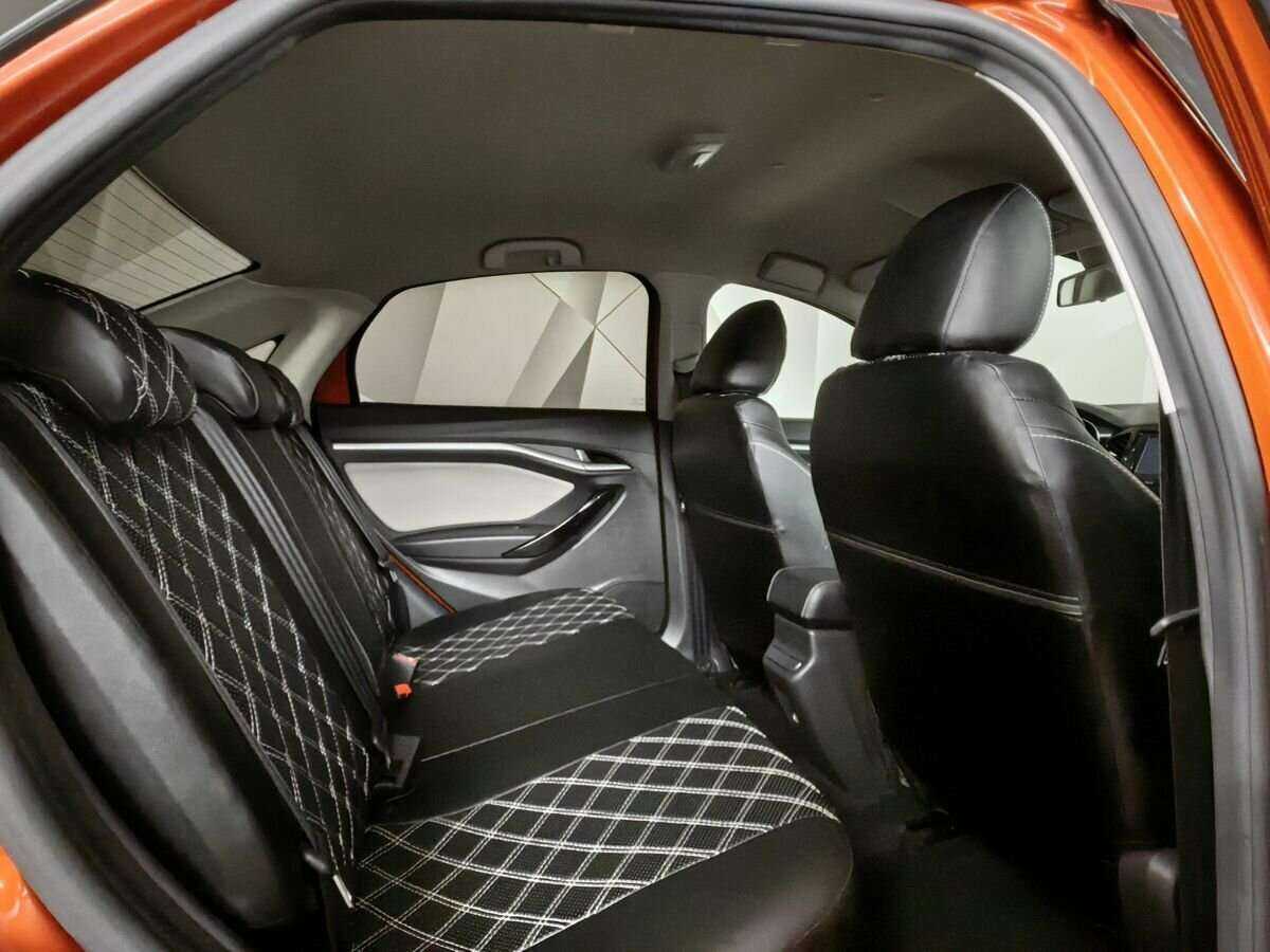 Lada (ВАЗ) Vesta с пробегом — 2020 год. Фото: #11