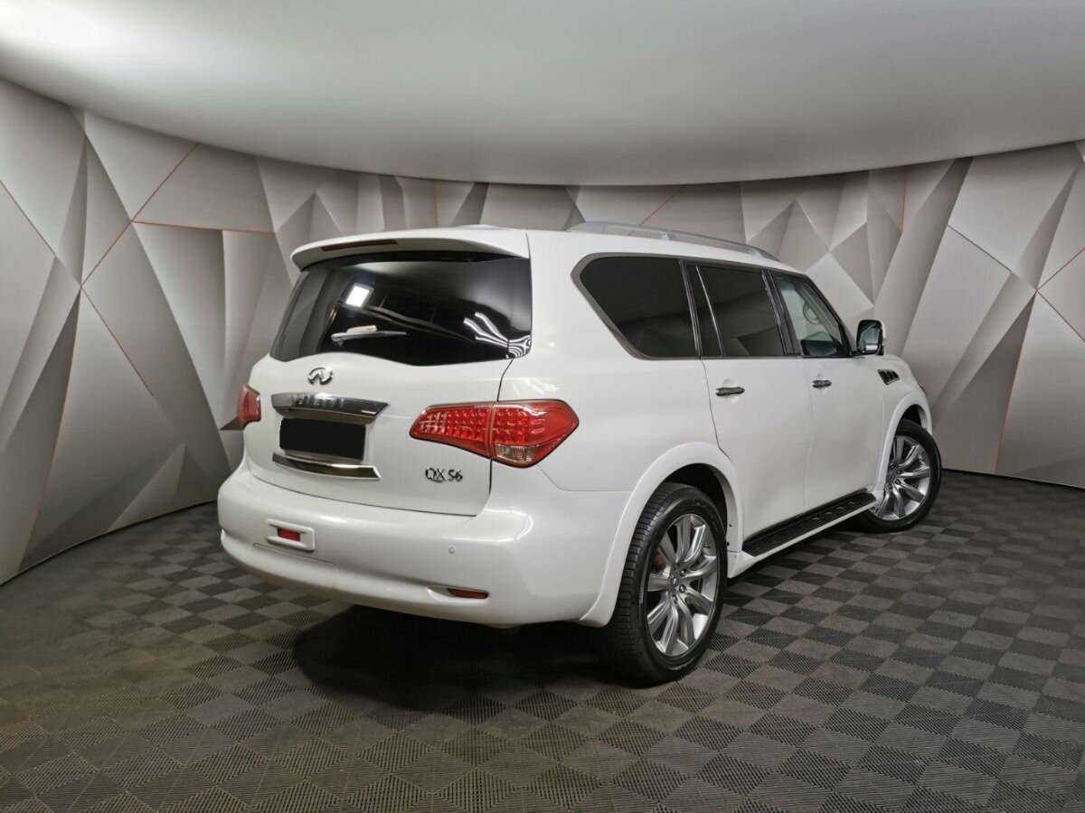 Infiniti QX56 с пробегом — 2012 год. Фото: #1