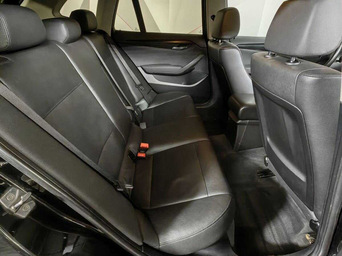 BMW X1 с пробегом — 2010 год. Фото: #11