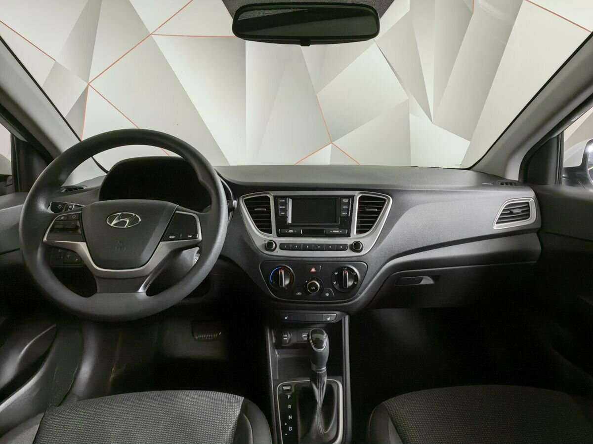 Hyundai Solaris с пробегом — 2019 год. Фото: #9