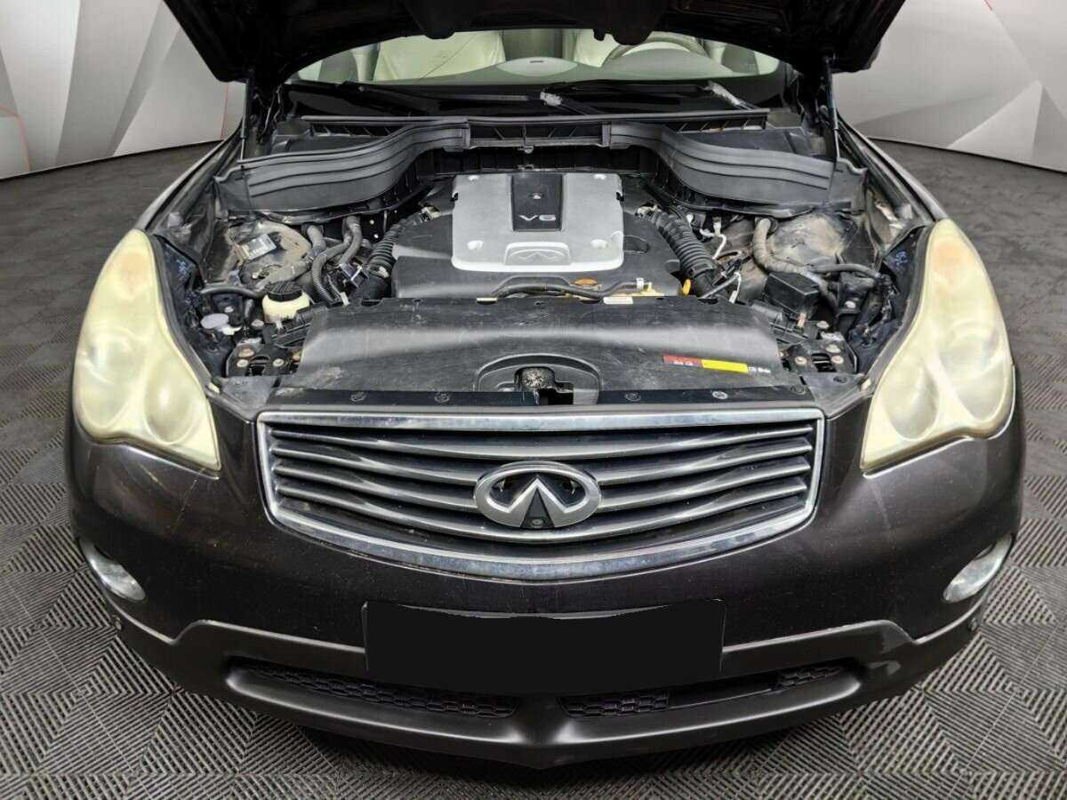 Infiniti EX с пробегом — 2011 год. Фото: #11