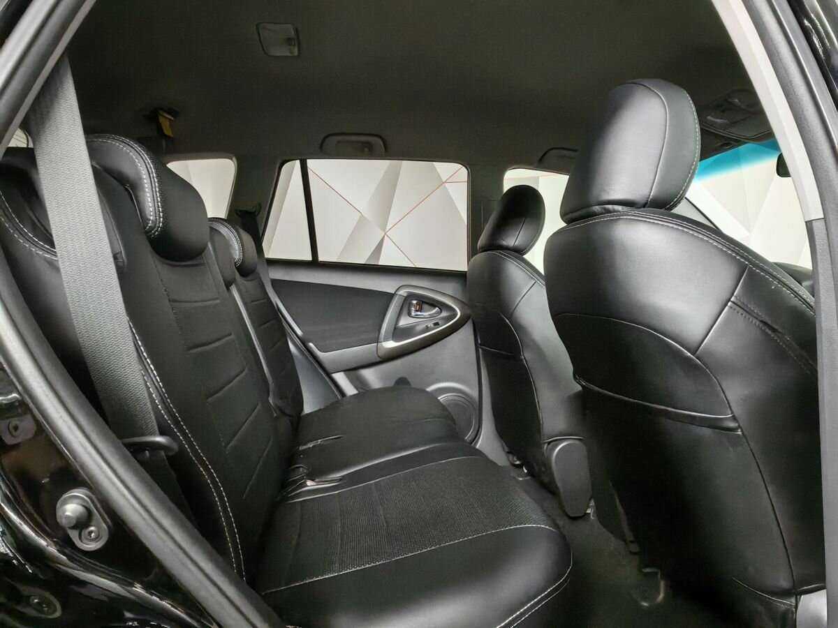 Toyota RAV4 с пробегом — 2010 год. Фото: #12