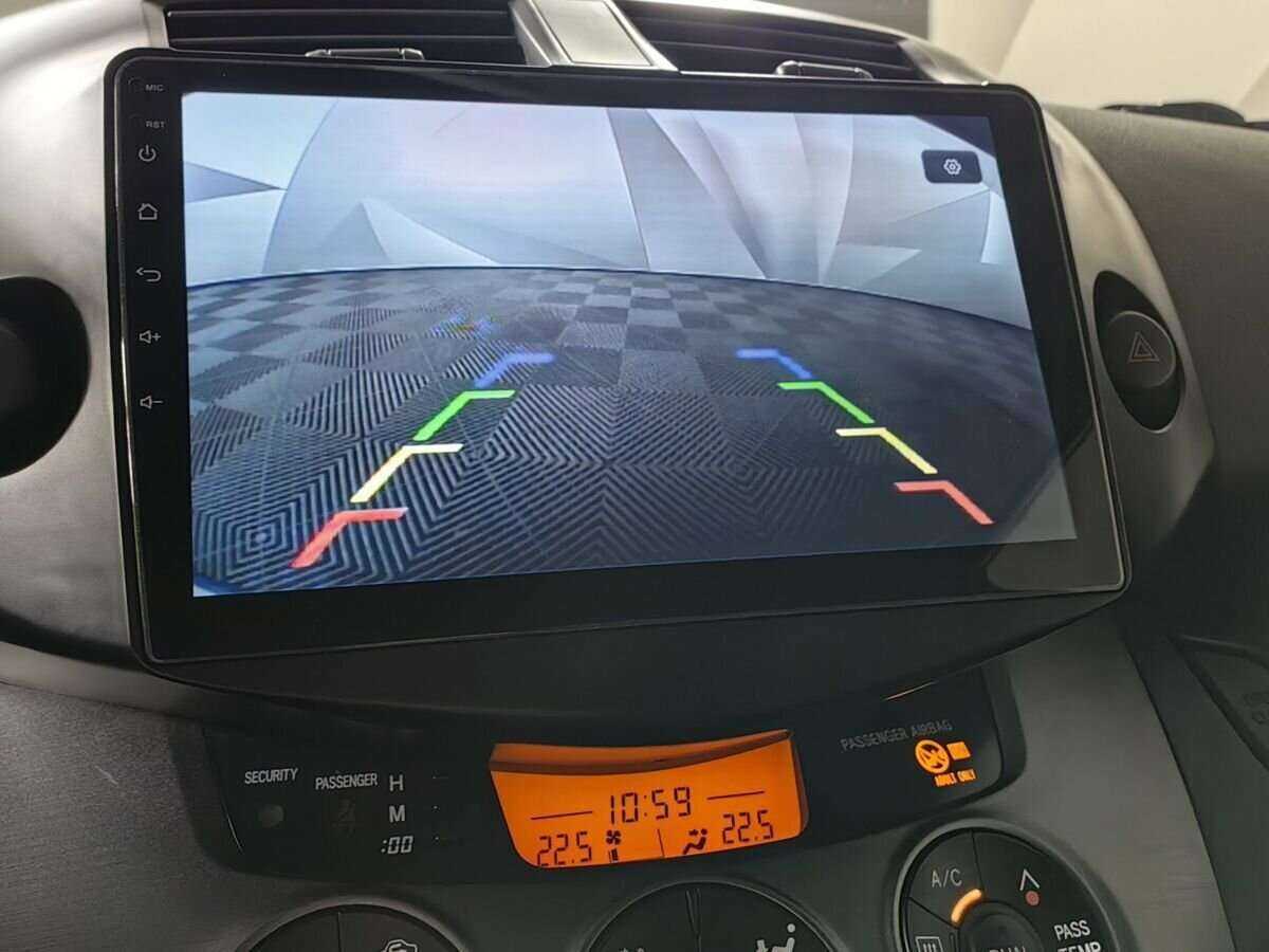 Toyota RAV4 с пробегом — 2010 год. Фото: #16