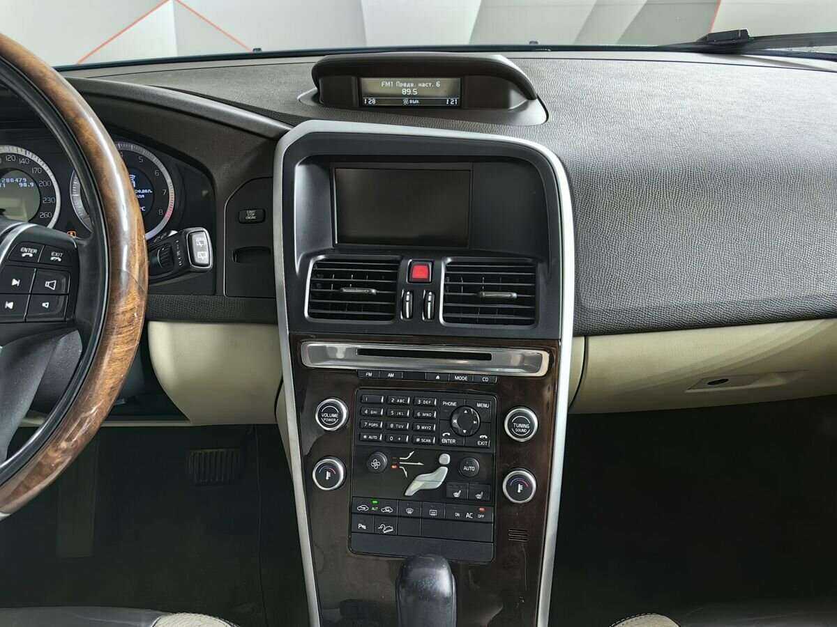 Volvo XC60 с пробегом — 2009 год. Фото: #10