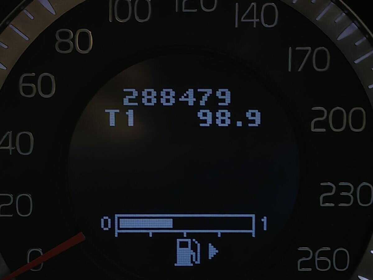 Volvo XC60 с пробегом — 2009 год. Фото: #17