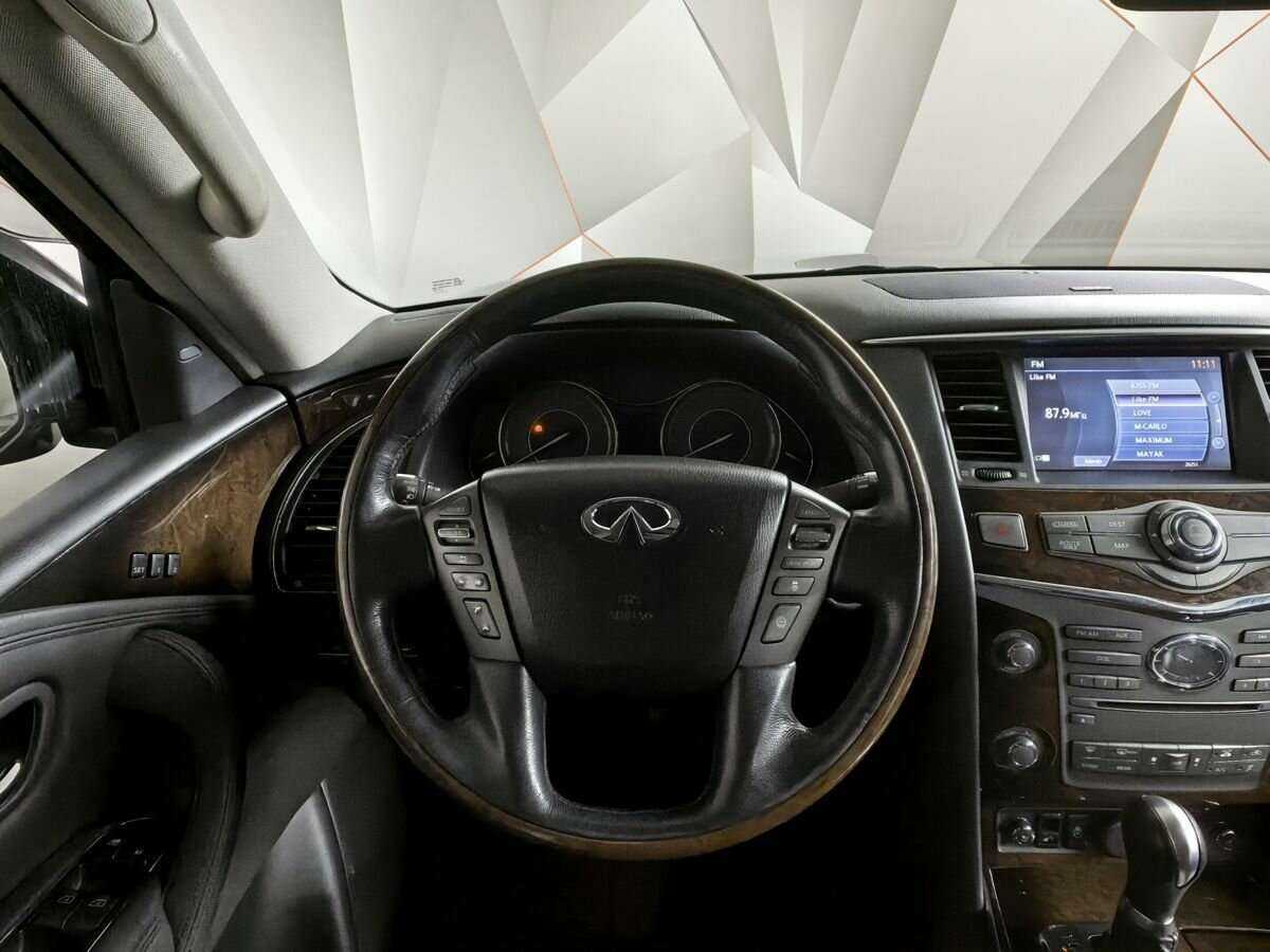 Infiniti QX56 с пробегом — 2010 год. Фото: #14