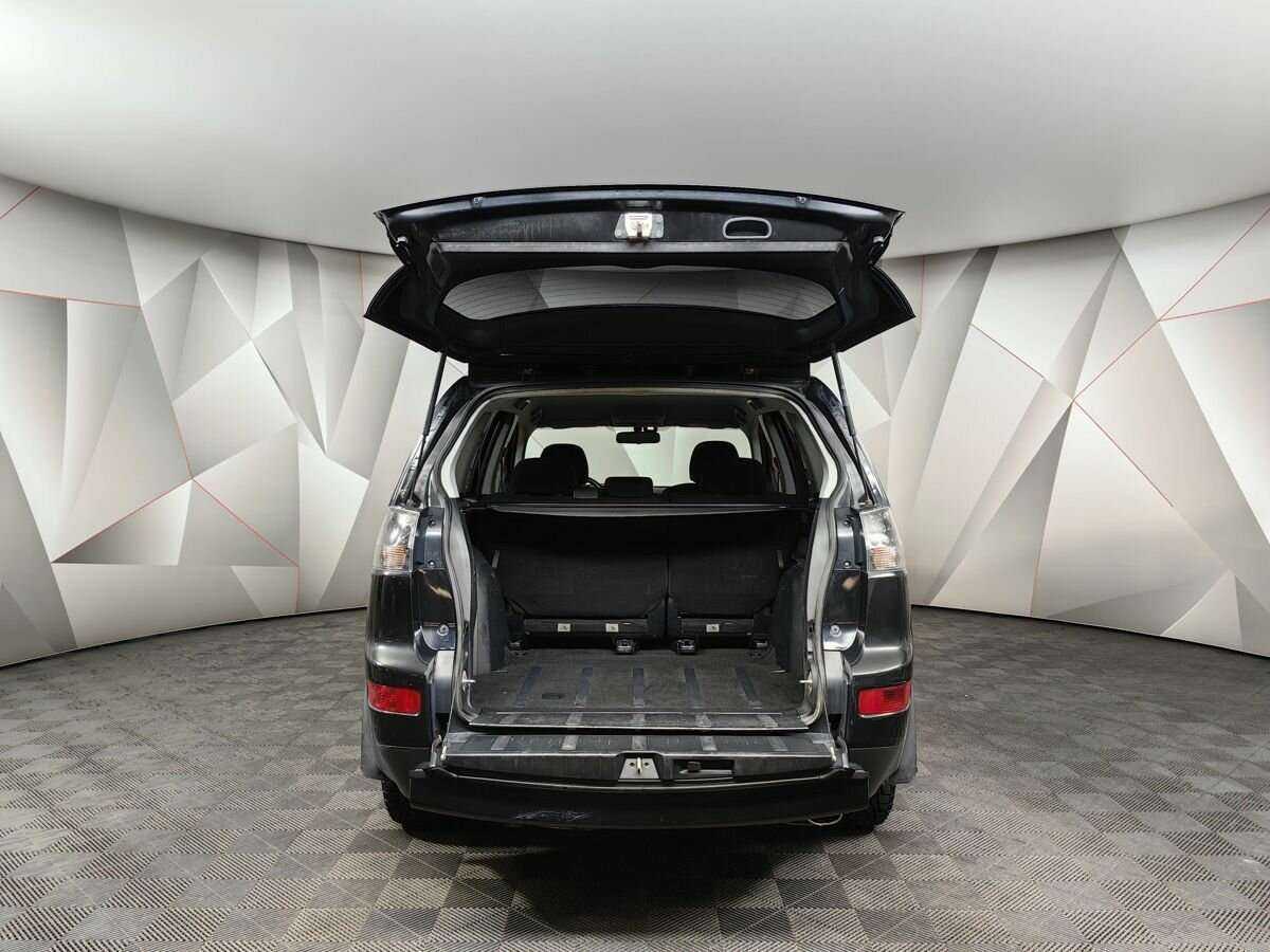 Mitsubishi Outlander с пробегом — 2008 год. Фото: #17