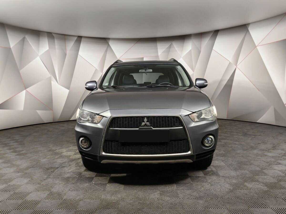Mitsubishi Outlander с пробегом — 2011 год. Фото: #6