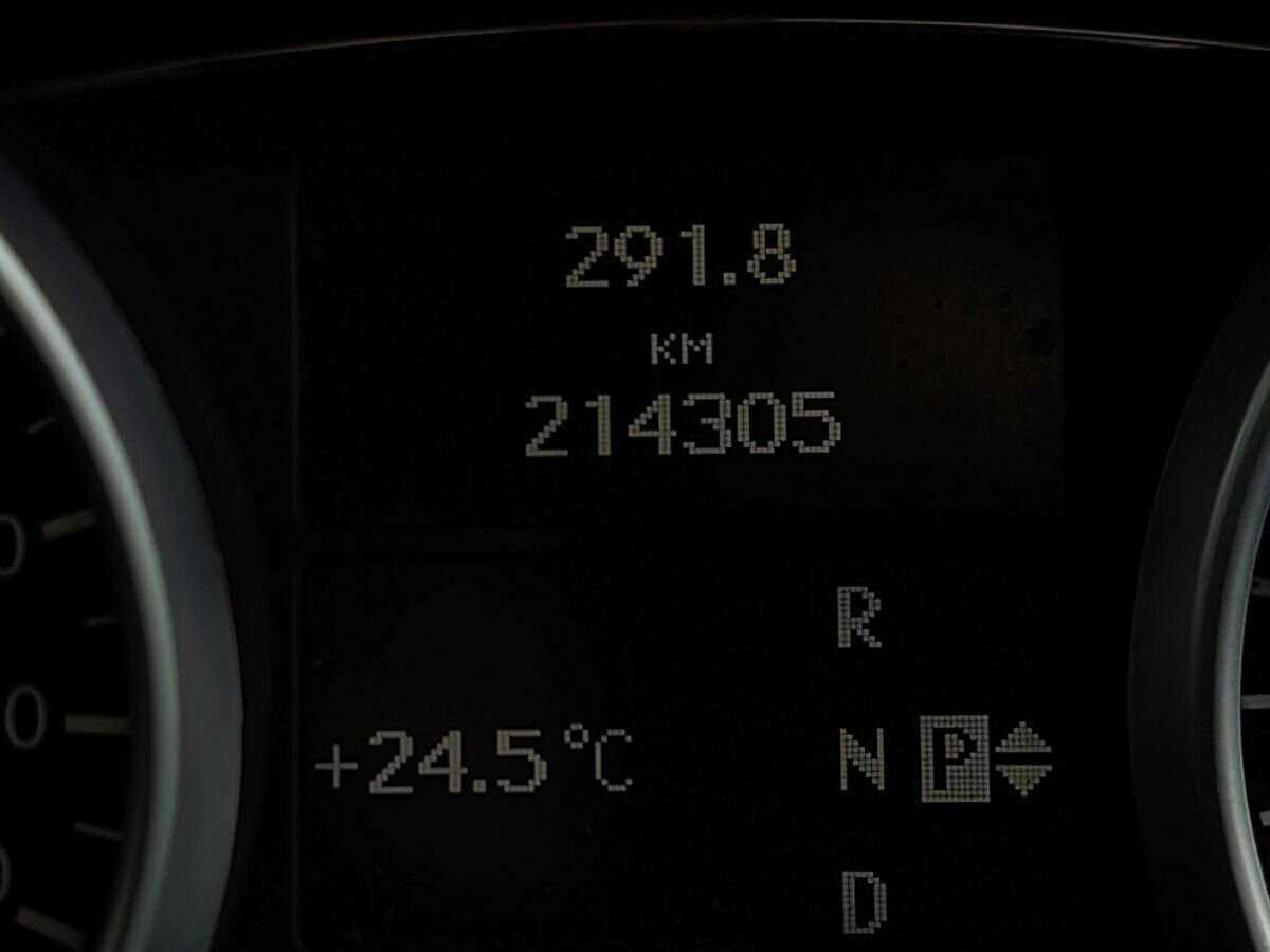 Mercedes-Benz M-Класс с пробегом — 2010 год. Фото: #16