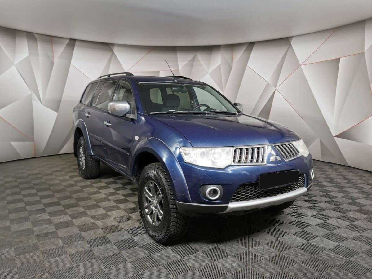 Mitsubishi Pajero Sport с пробегом — 2008 год. Фото: #2