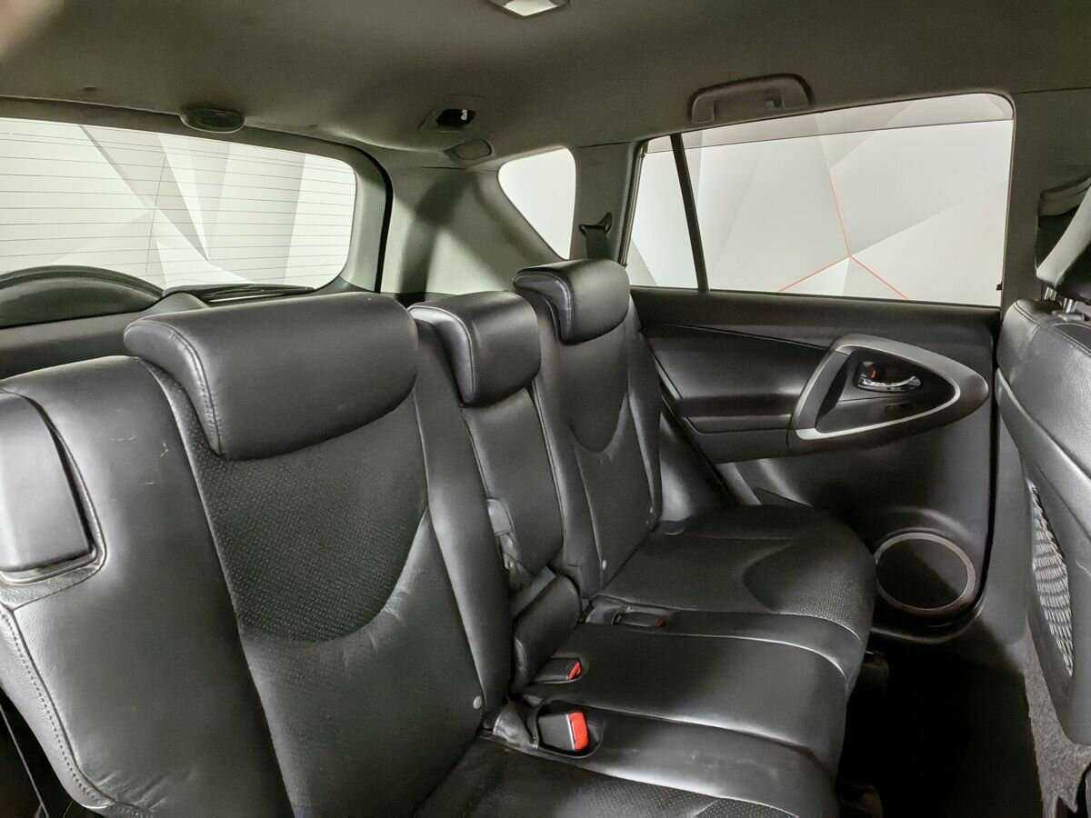 Toyota RAV4 с пробегом — 2007 год. Фото: #12