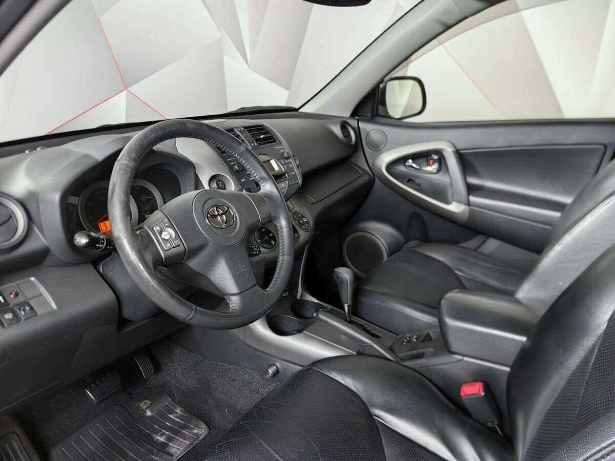 Toyota RAV4 с пробегом — 2007 год. Фото: #13