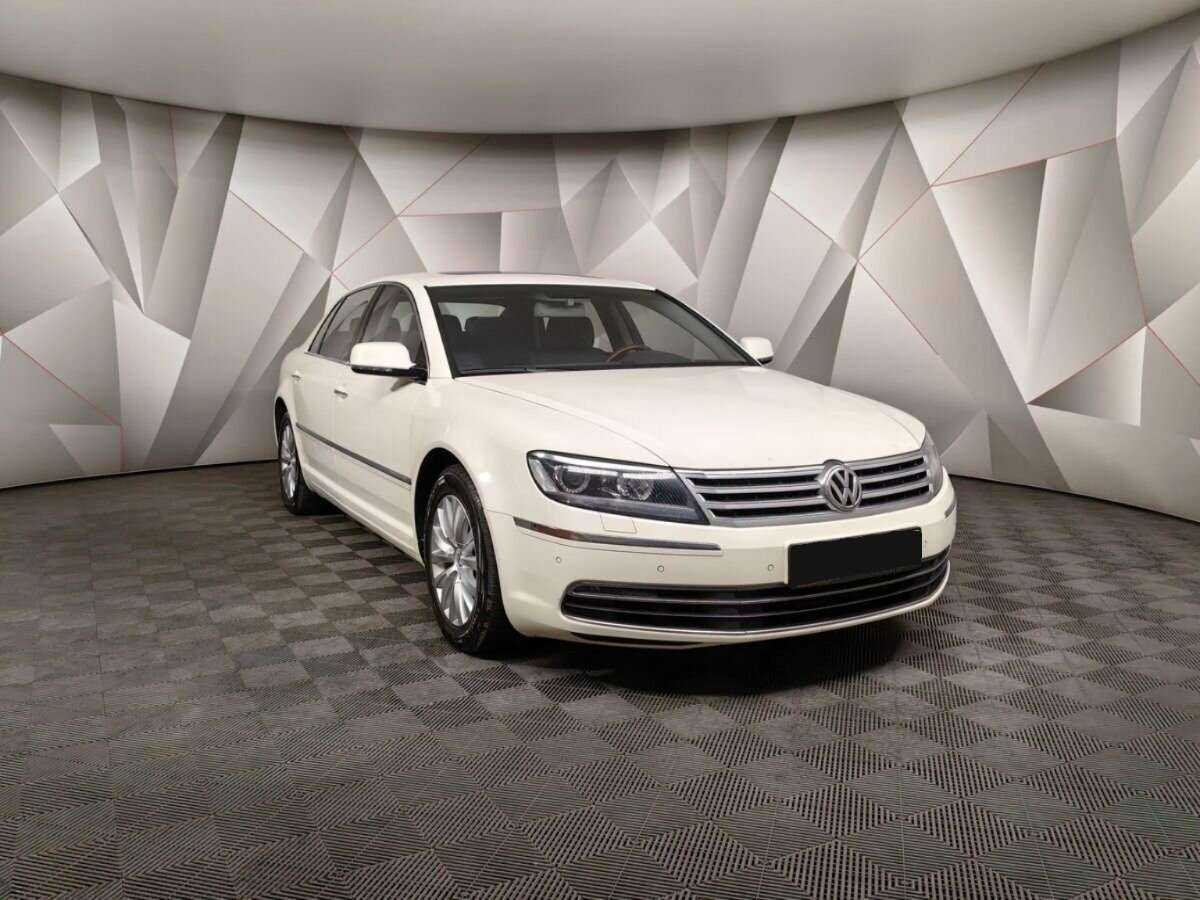 Volkswagen Phaeton с пробегом — 2014 год. Фото: #2
