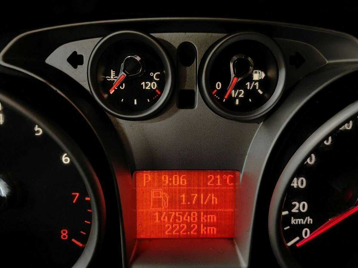 Ford Focus с пробегом — 2010 год. Фото: #12