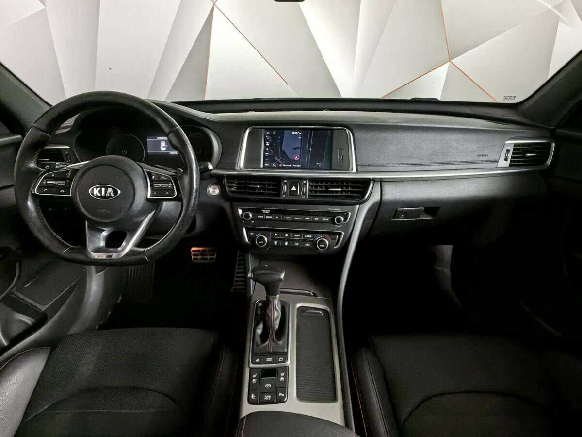 Kia Optima с пробегом — 2019 год. Фото: #9