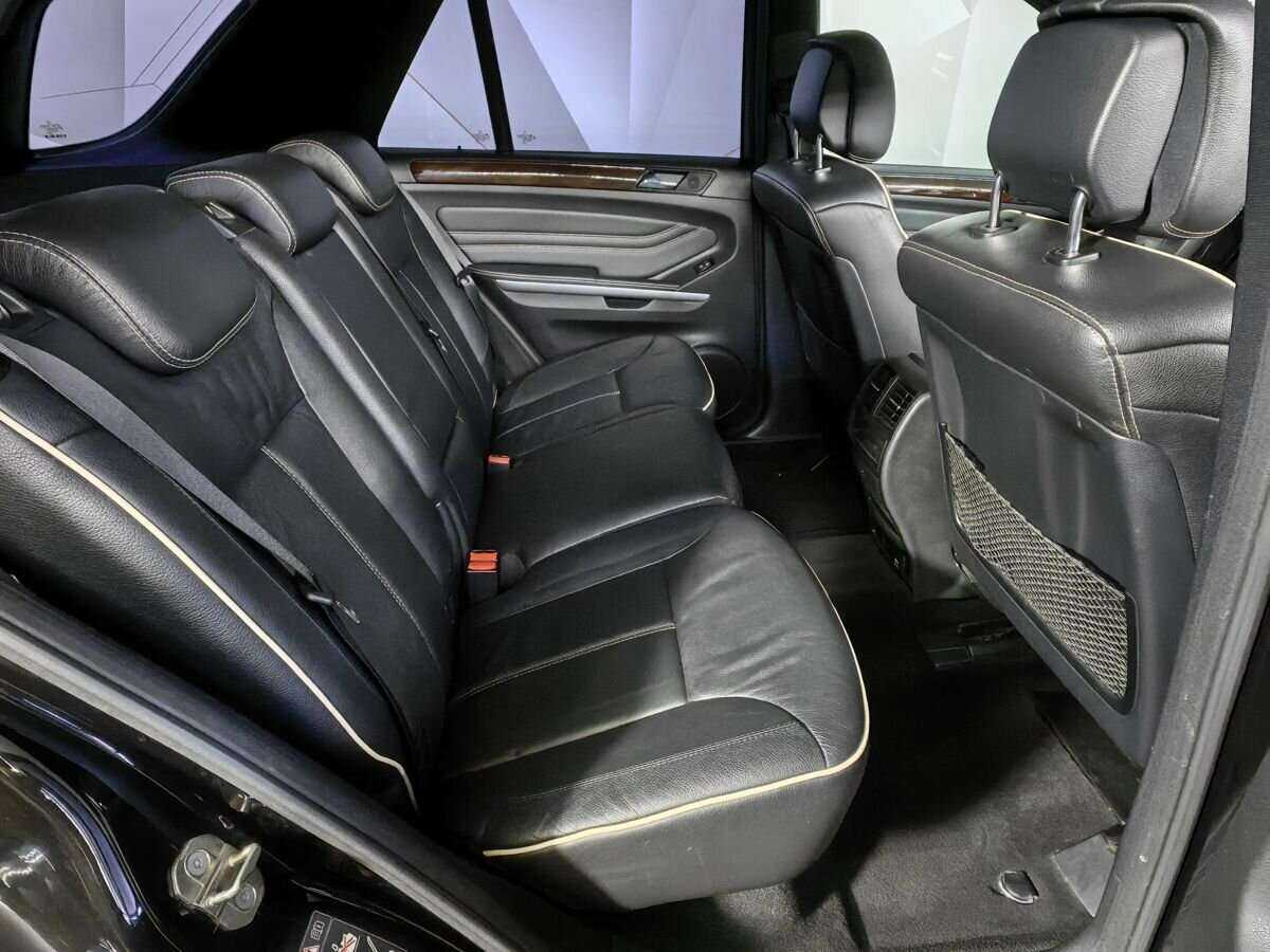 Mercedes-Benz M-Класс с пробегом — 2011 год. Фото: #11