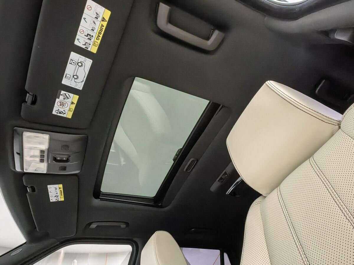 Land Rover Range Rover Sport с пробегом — 2012 год. Фото: #17