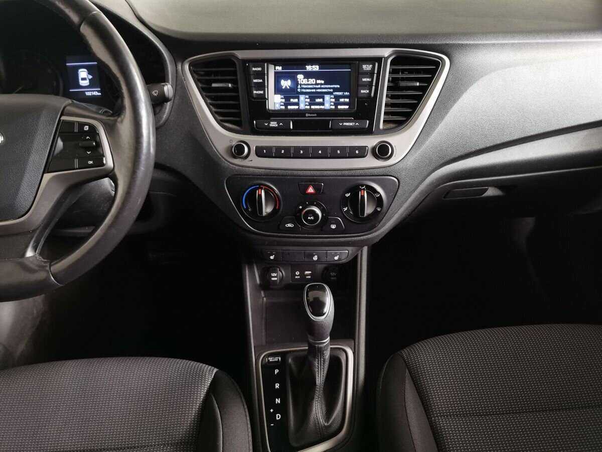 Hyundai Solaris с пробегом — 2018 год. Фото: #10