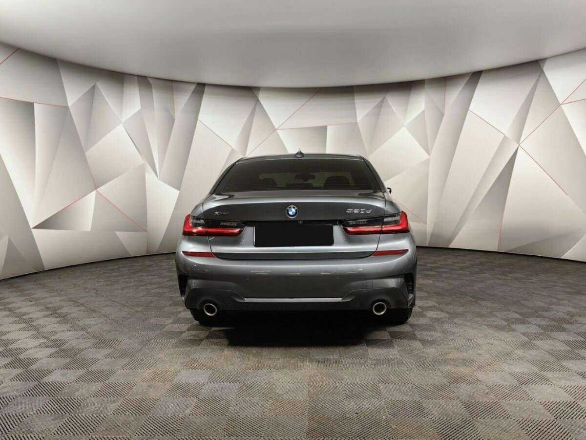 BMW 3 серии с пробегом — 2020 год. Фото: #7