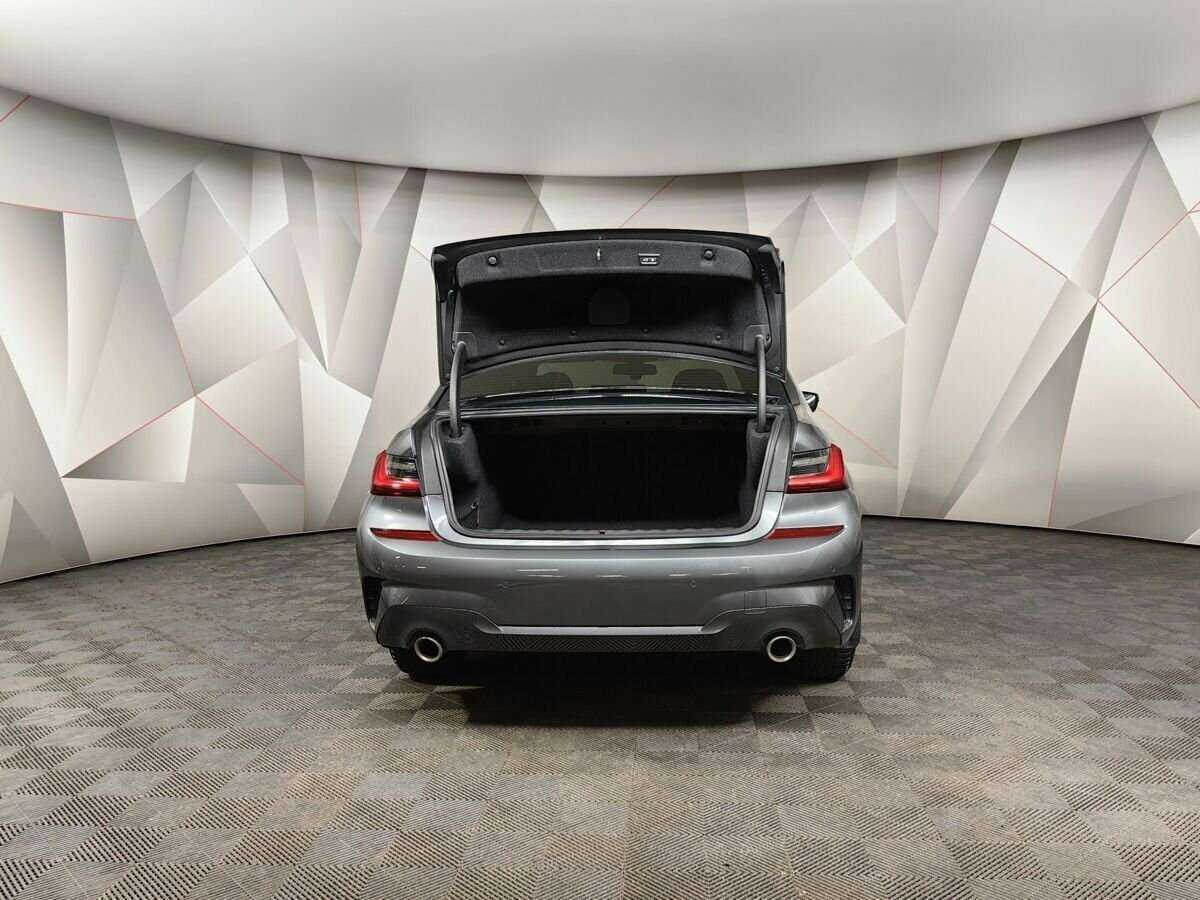 BMW 3 серии с пробегом — 2020 год. Фото: #17