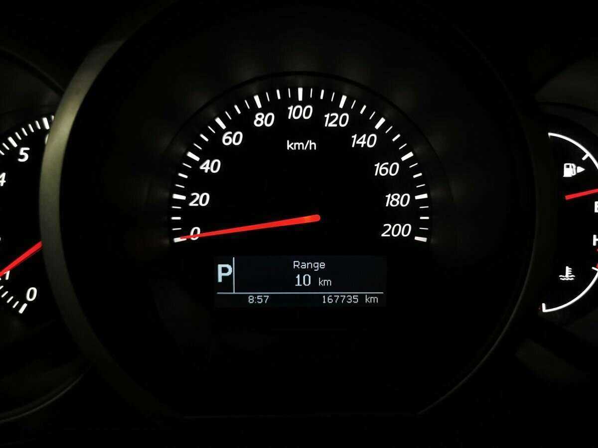 Suzuki Grand Vitara с пробегом — 2013 год. Фото: #15