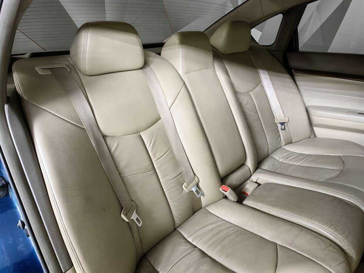 Nissan Teana с пробегом — 2007 год. Фото: #12