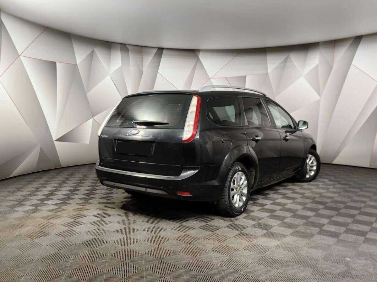 Ford Focus с пробегом — 2010 год. Фото: #1