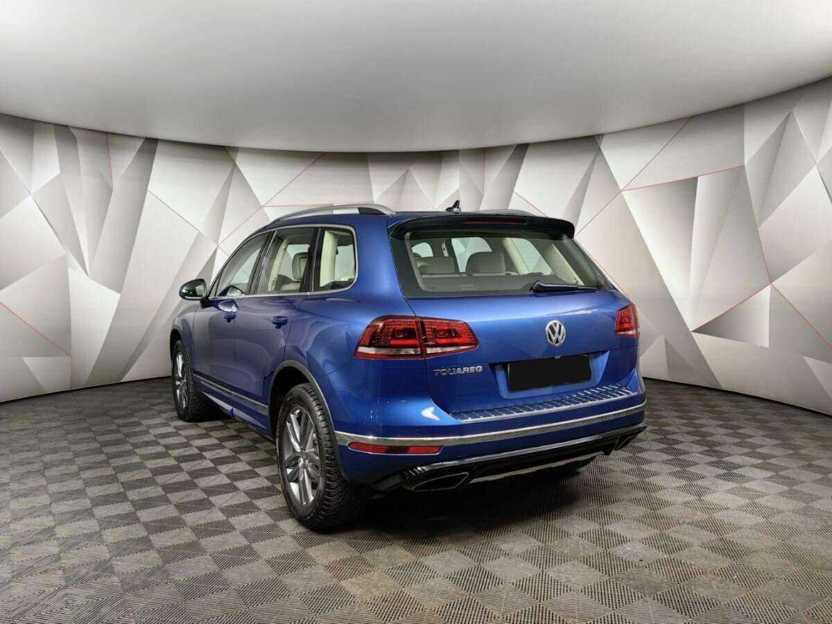 Volkswagen Touareg с пробегом — 2016 год. Фото: #3