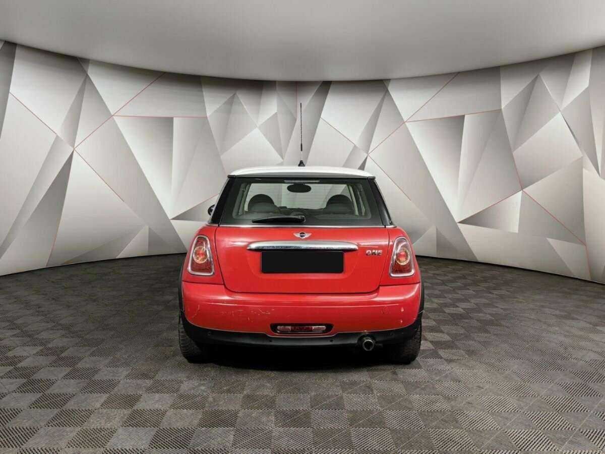 Mini Hatch с пробегом — 2013 год. Фото: #7