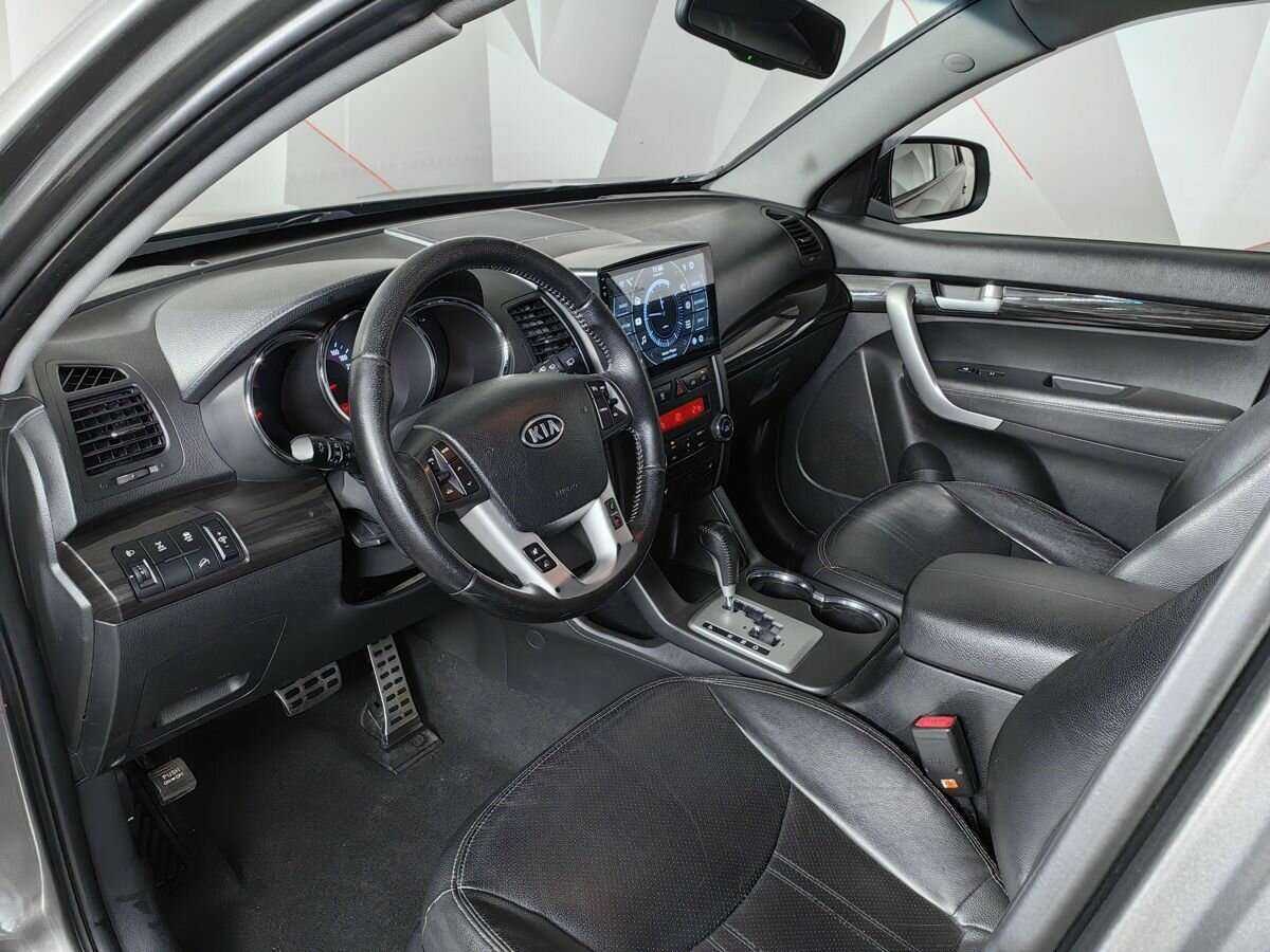Kia Sorento с пробегом — 2011 год. Фото: #13