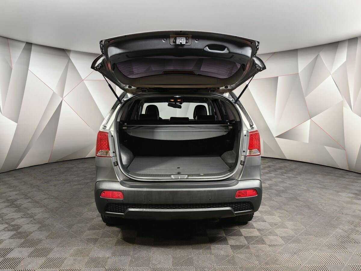 Kia Sorento с пробегом — 2011 год. Фото: #17