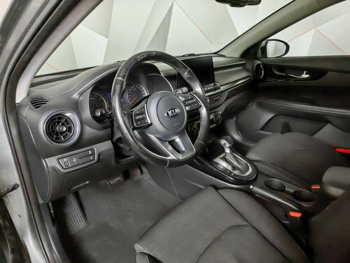 Kia Cerato с пробегом — 2018 год. Фото: #12