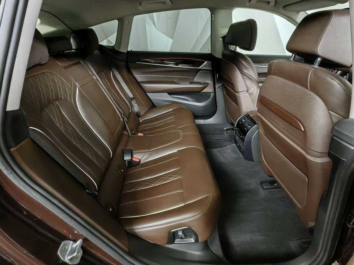 BMW 6 серии с пробегом — 2018 год. Фото: #11