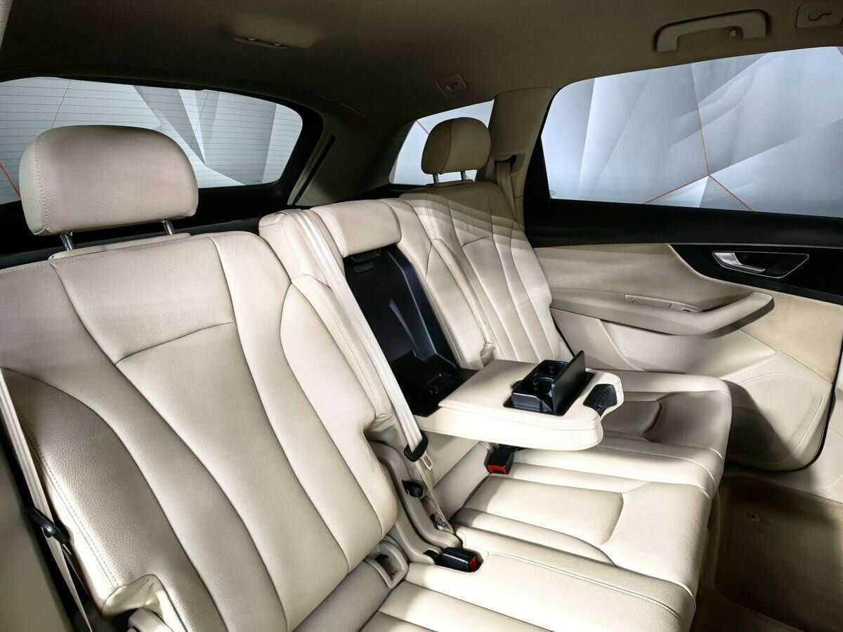 Audi Q7 с пробегом — 2015 год. Фото: #12