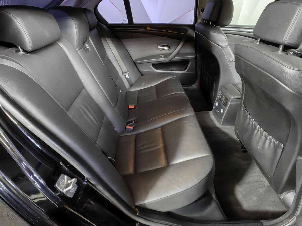 BMW 5 серии с пробегом — 2009 год. Фото: #11