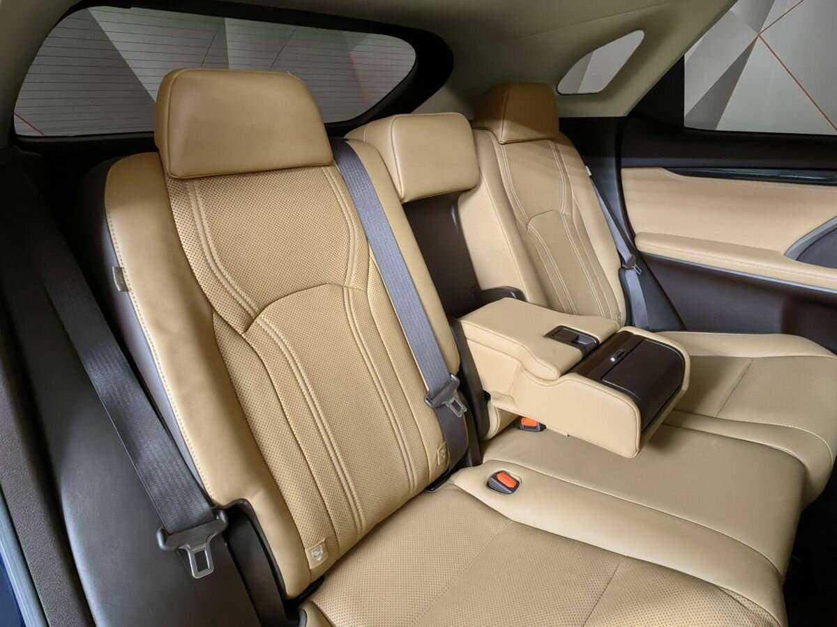 Lexus RX с пробегом — 2017 год. Фото: #12