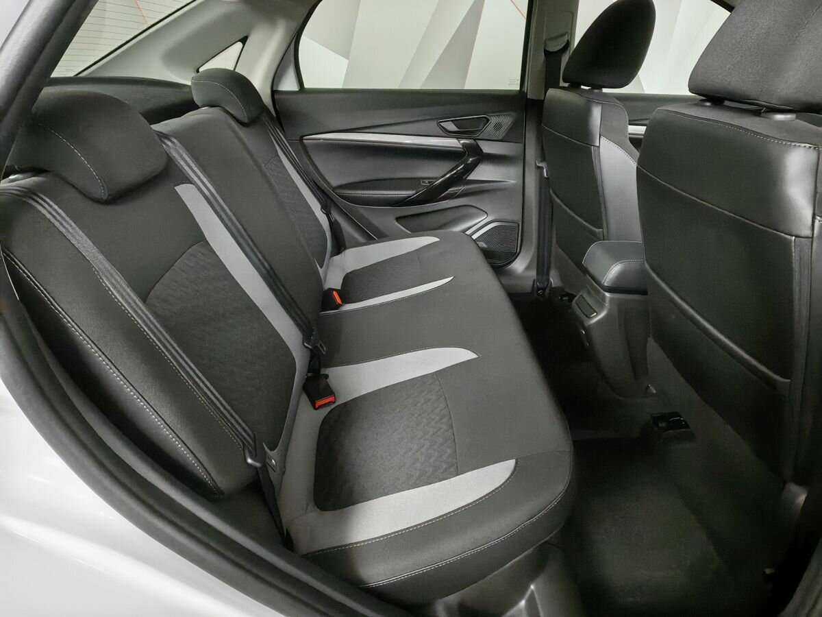 Lada (ВАЗ) Vesta с пробегом — 2023 год. Фото: #11