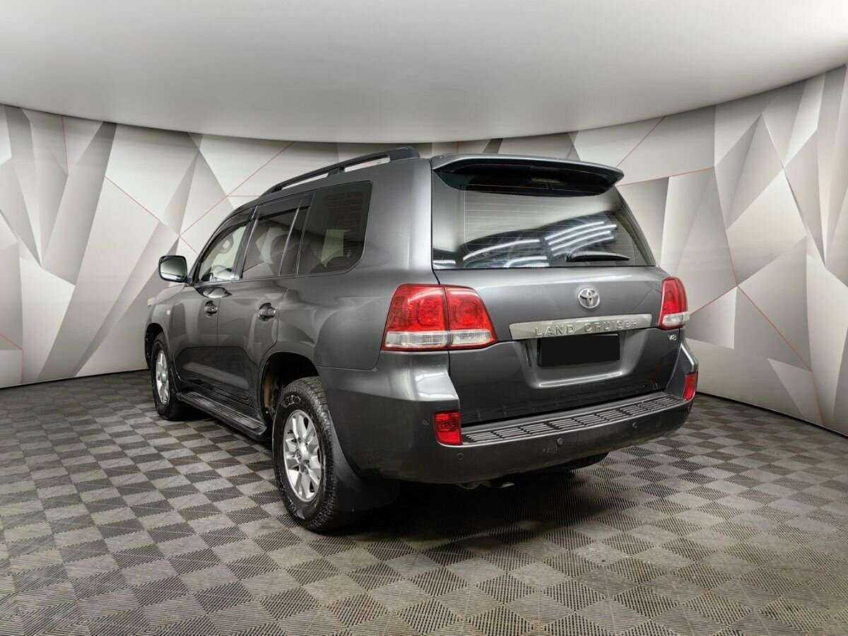 Toyota Land Cruiser с пробегом — 2009 год. Фото: #3