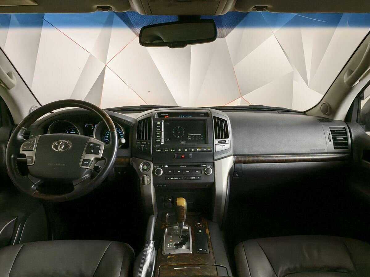 Toyota Land Cruiser с пробегом — 2009 год. Фото: #9