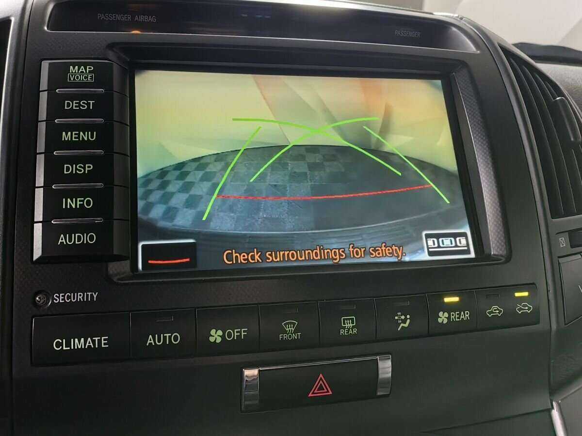 Toyota Land Cruiser с пробегом — 2009 год. Фото: #16