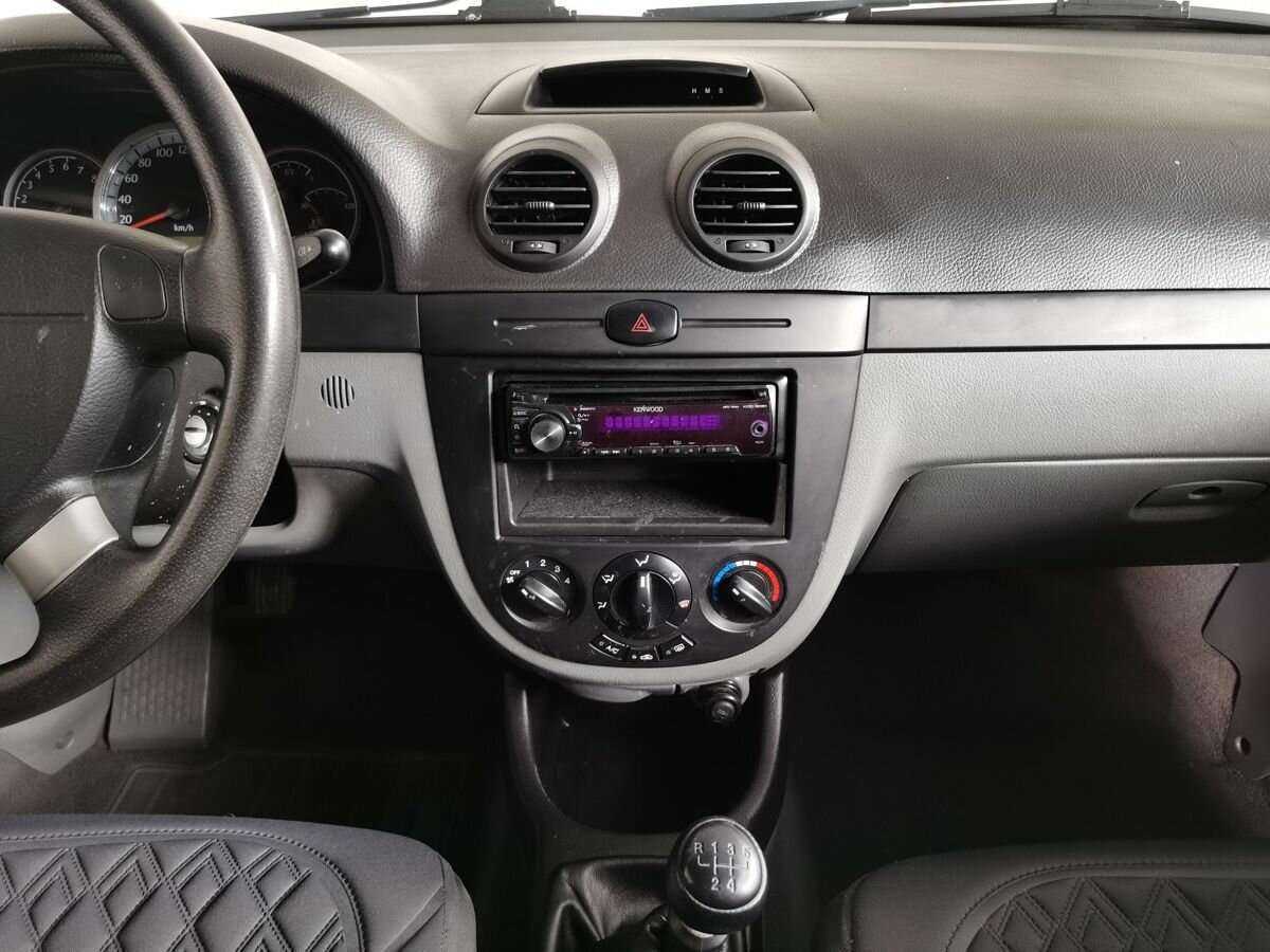 Chevrolet Lacetti с пробегом — 2011 год. Фото: #10