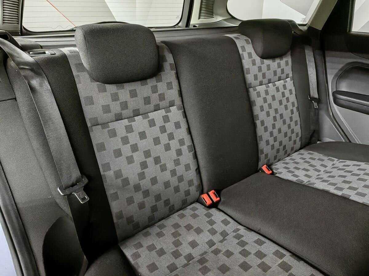 Ford Focus с пробегом — 2006 год. Фото: #11